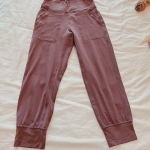 Lululemon align joggers cropped